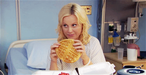amy-poehler-waffle-breakfast-hospital-gif